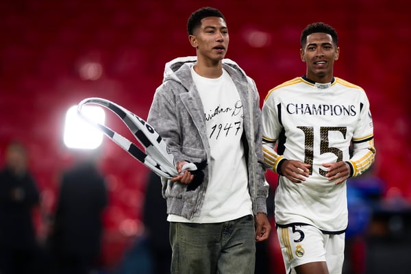 贝林汉姆兄弟看起来将在世俱杯四分之一决赛中相遇。/ IMAGO/Nicolo Campo