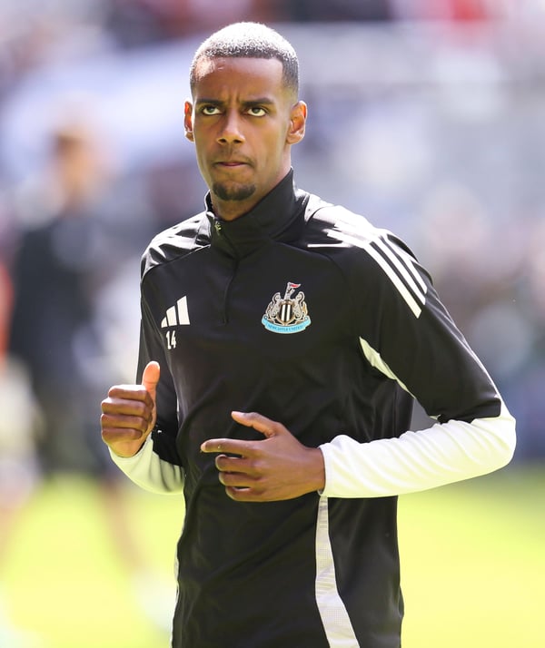 亚历山大·伊萨克在纽卡斯尔的未来还很不确定。/ IMAGO/Colorsport