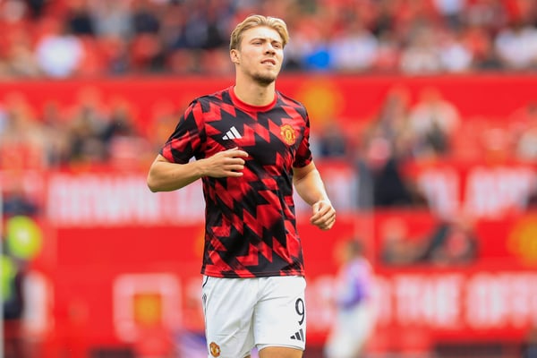 拉斯穆斯·霍伊隆德在曼联的未来仍然不确定。 / IMAGO/专业体育图片