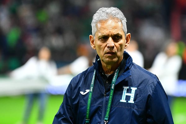 记录日期未说明 IV CONCACAF NATIONS LEAGUE 2024-2025 墨西哥 vs 洪都拉斯 雷纳尔多·鲁埃达 洪都拉斯主教练