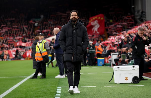 世界杯FIFA体育新闻：鲁本·阿莫林难得的积极时刻。/卡尔·雷西内/盖蒂图片社