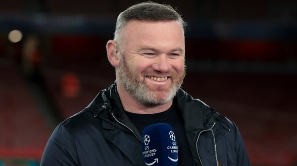 周日安菲尔德球场获胜后，韦恩·鲁尼对曼联赞不绝口。/ Jean Catuffe/Getty Images