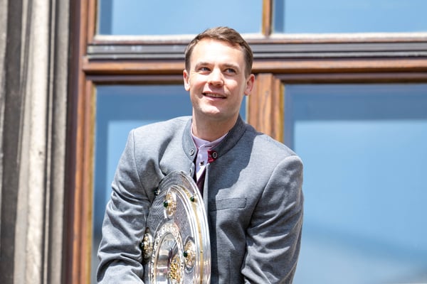 诺伊尔虽然已经过了巅峰期,但仍然是最优秀的守门员之一。/ IMAGO/kolbert-press