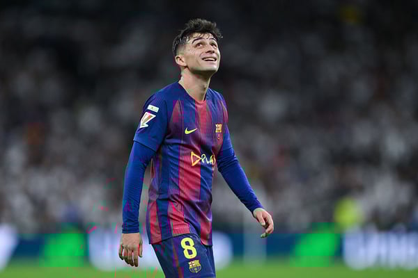 佩德里将缺席一些关键比赛。/ David Ramos/Getty Images