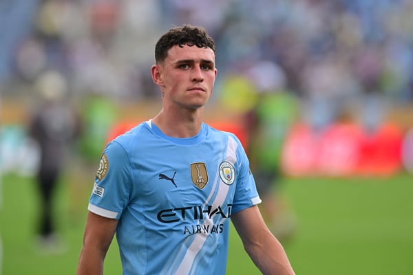 菲尔·福登周日达成了一项令人瞩目的里程碑。/IMAGO/体育新闻图片