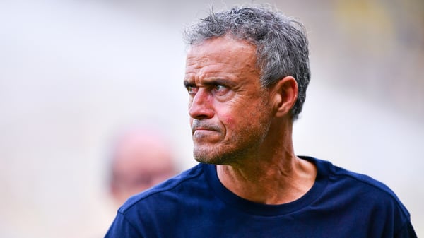 路易斯·恩里克与重返巴塞罗那的传闻甚嚣尘上。/ Franco Arland/Getty Images