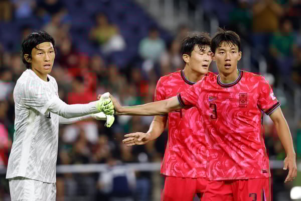 李韩范、金珉载和金承圭