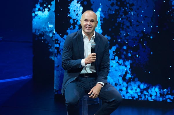 安德烈斯·伊涅斯塔拥有商业利益。/ 卡洛斯·阿尔瓦雷斯/盖蒂图片社