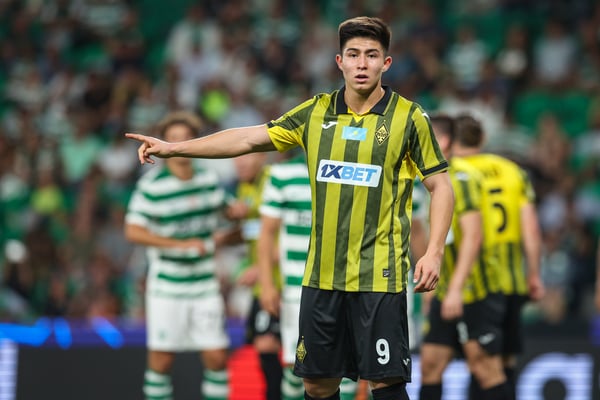 世界杯FIFA体育新闻：达斯坦·萨特帕耶夫本赛季正在积累欧冠经验。/ 卡洛斯·罗德里格斯/盖蒂图片社