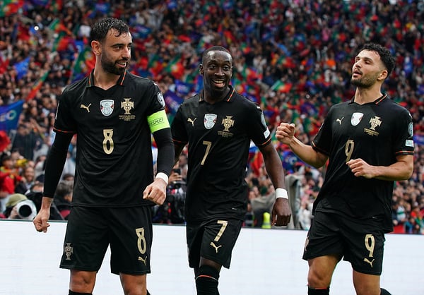 葡萄牙周日击败了小鱼亚美尼亚。 / Gualter Fatia/盖蒂图片社