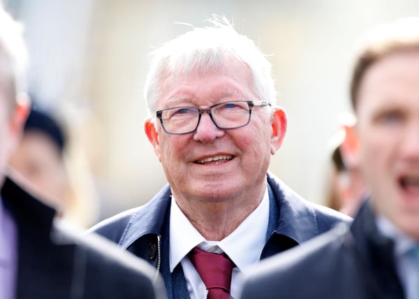 弗格森爵士就曼联近期的出色状态发表了看法。/ Max Mumby/Indigo/Getty Images