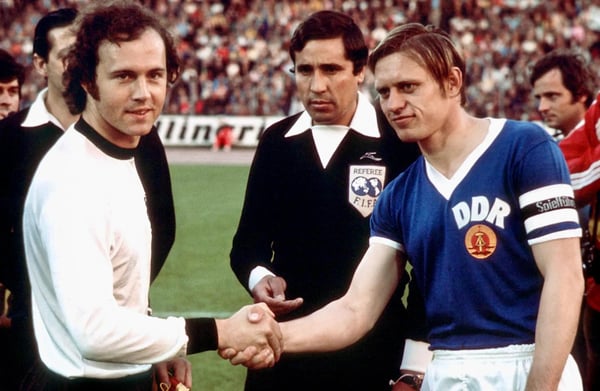 1974 年东德和西德的舰长