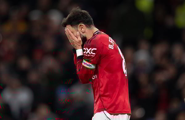 周一，曼联主场不敌阵容不整的埃弗顿。/ Visionhaus/Getty Images