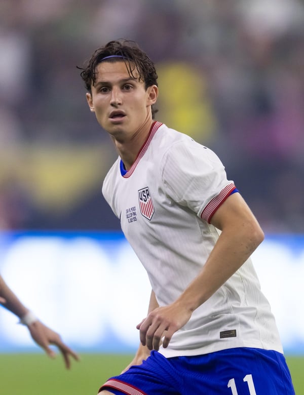 这位利兹联队的球星是一位不知疲倦的球员。/ Mark J. Rebilas-Imagn Images