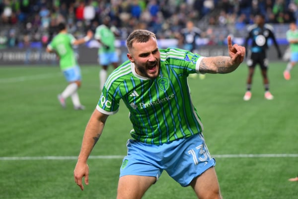 这位西雅图球星将不会参加2026年世界杯。/ Steven Bisig-Imagn Images