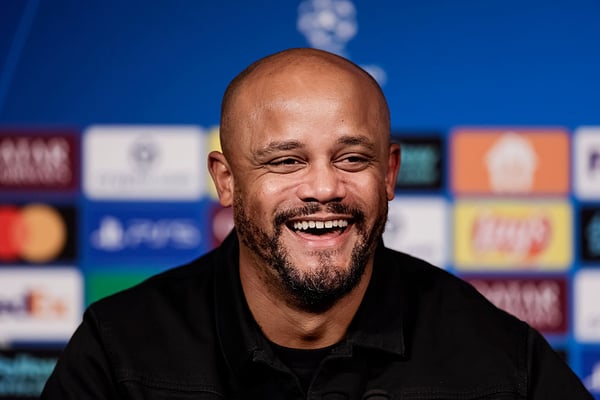 文森特·孔帕尼可能会再签下一名利物浦球员。/ Antonio Borga/Eurasia Sport Images/Getty Images