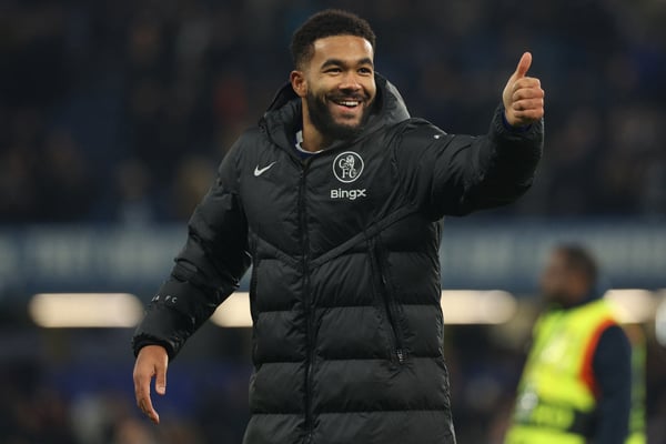 世界杯FIFA体育新闻：最近里斯·詹姆斯可谓是收获了无数好评。/ Adrian Dennis/AFP/Getty Images