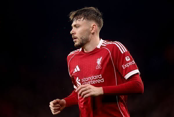 世界杯FIFA体育新闻：利物浦在控球方面缺少了特伦特·亚历山大-阿诺德。/ Carl Recine/Getty Images