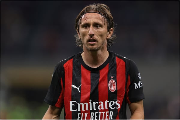 卢卡·莫德里奇将于2025年离开皇家马德里加盟AC米兰。/ Jonathan Moscrop/Getty Images