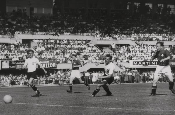 世界杯FIFA体育新闻：1954年世界杯，奥地利对阵瑞士