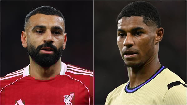 世界杯FIFA体育新闻：穆罕默德·萨拉赫（左）和马库斯·拉什福德成为今日八卦新闻的焦点。/ Molly Darlington/Copa/Mike Hewitt/Getty Images