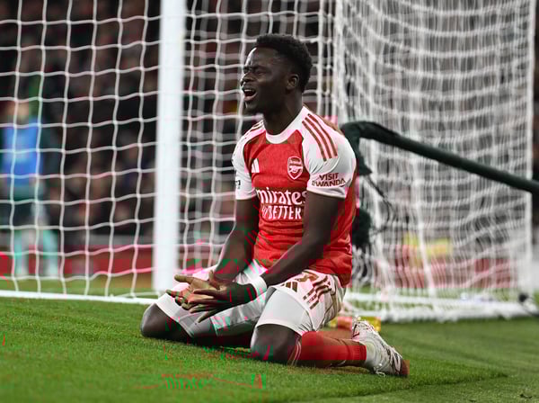 对布卡约·萨卡来说,这是一个令人沮丧的夜晚。/ David Price/阿森纳足球俱乐部/Getty Images