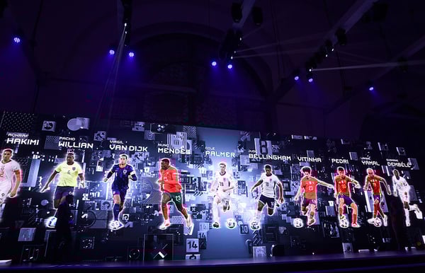 一些令人意想不到的名字出现在名单中。/ Mohamed Farag/FIFA/Getty Images