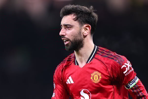 布鲁诺·费尔南德斯在曼联的未来成疑。/ Robbie Jay Barratt/AMA/Getty Images