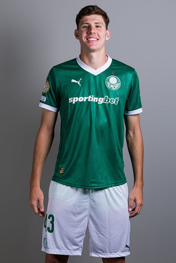 路易斯·贝内德蒂是巴西最有前途的年轻球员之一。/迈克尔·里根/国际足联/盖蒂图片社