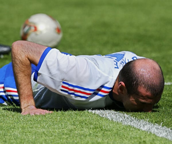 可怜的齐祖。/ Getty/Greg Wood