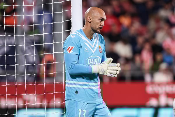 马尔科·德米特罗维奇的扑救成功率在联盟中排名第二。/ Javier Borrego/Europa Press/Getty Images