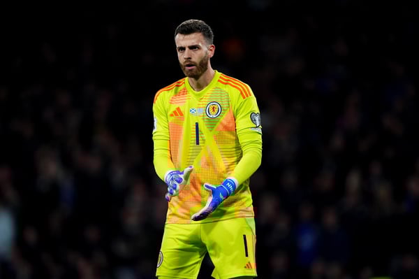 安格斯·冈恩代表苏格兰队参加2026年国际足联世界杯预选赛对阵希腊队的比赛。