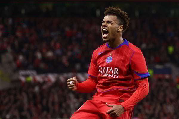 世界杯FIFA体育新闻：德西雷·杜埃 (Désiré Doué) 令法国观众惊叹不已。 /弗兰克·法伊夫/法新社/盖蒂图片社