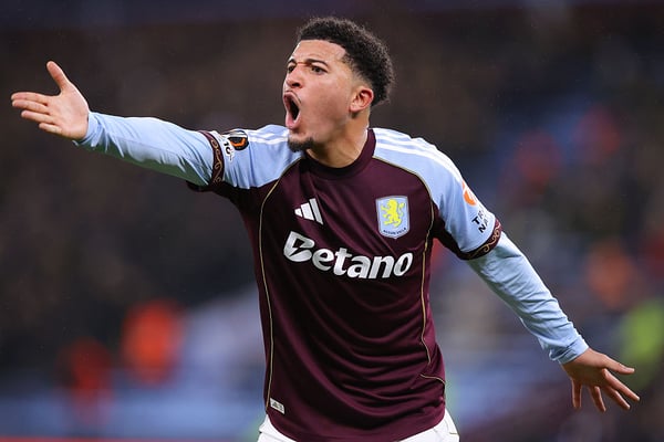 世界杯FIFA体育新闻：自从租借加盟阿斯顿维拉以来，他充其量只能担任替补。/ James Gill/Danehouse/Getty Images