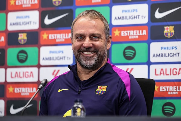 世界杯FIFA体育新闻：巴塞罗那多名重要球员伤愈复出，一定会让汉斯·弗里克喜笑颜开。/ Javier Borrego/Europa Press/Getty Images