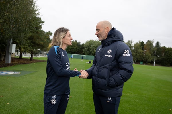 世界杯FIFA体育新闻：切尔西拥有两位意志坚定的主教练。/ Darren Walsh/切尔西足球俱乐部/Getty Images