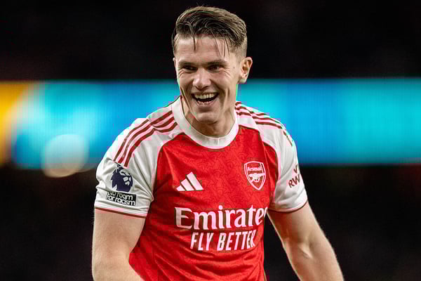 世界杯FIFA体育新闻：Viktor Gyökeres 的表现令人印象深刻。 /穆斯塔法·亚尔辛/阿纳多卢/盖蒂图片社