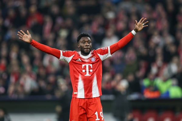 世界杯FIFA体育新闻：阿方索·戴维斯非常不幸。 / Grzegorz Wajda/SOPA Images/LightRocket/Getty Images