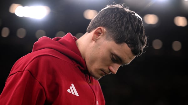 世界杯FIFA体育新闻：周四利物浦对阵利兹联的比赛中，弗洛里安·维尔茨是第一个被换下场的球员。/利物浦足球俱乐部/Getty Images