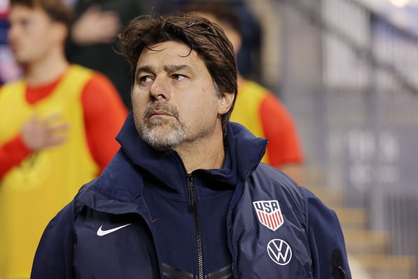 世界杯FIFA体育新闻:明年夏天,毛里西奥·波切蒂诺肩负着带领美国男足国家队小组出线的压力。/ John Dorton/ISI Photos/USSF/Getty Images