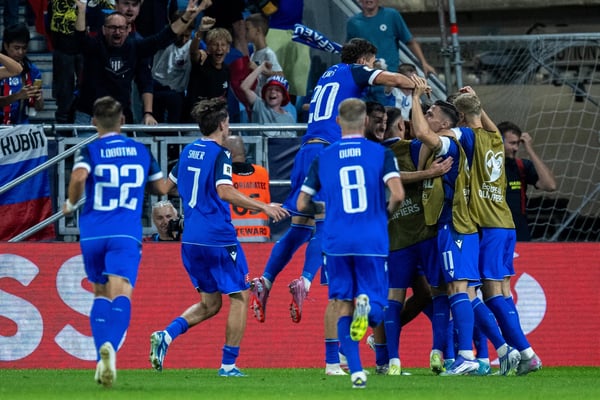 世界杯FIFA体育新闻：大卫·斯特雷莱克