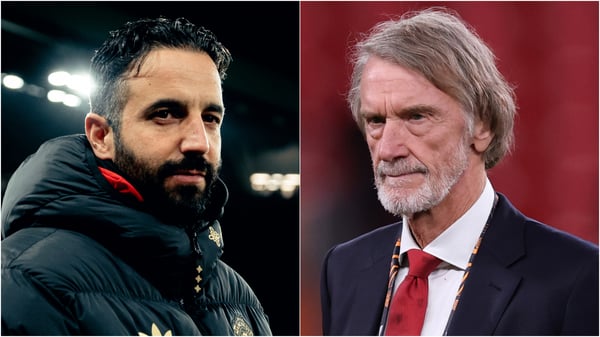 世界杯FIFA体育新闻：吉姆·拉特克利夫爵士（右）做出了一个代价惨重的关于鲁本·阿莫林的决定。/ Zohaib Alam-MUFC/曼联/Catherine Ivill-AMA/Getty Images