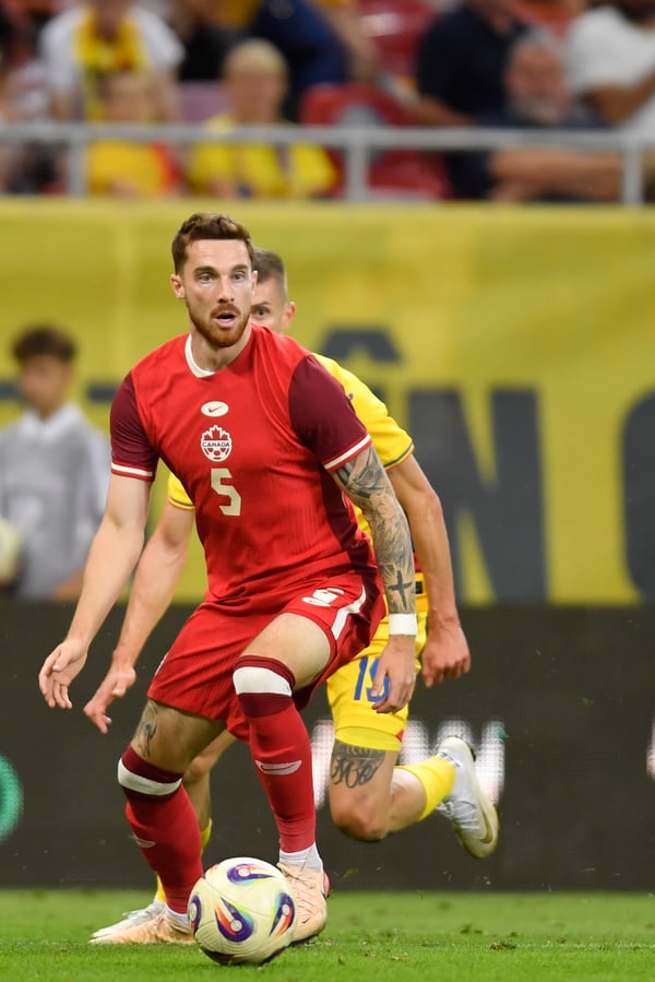 世界杯FIFA体育新闻：乔尔·沃特曼有望第二次入选世界杯阵容，他的职业生涯始于加勒比超级联赛（CPL）。/ Alex Nicodim/NurPhoto/Getty Images