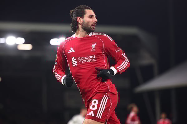 世界杯FIFA体育新闻：多米尼克·索博斯莱是利物浦本赛季最耀眼的球员。/ Shaun Brooks/CameraSport/Getty Images