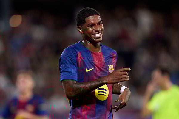 世界杯FIFA体育新闻：马库斯·拉什福德非常享受在加泰罗尼亚的生活。/ Alex Caparros/Getty Images