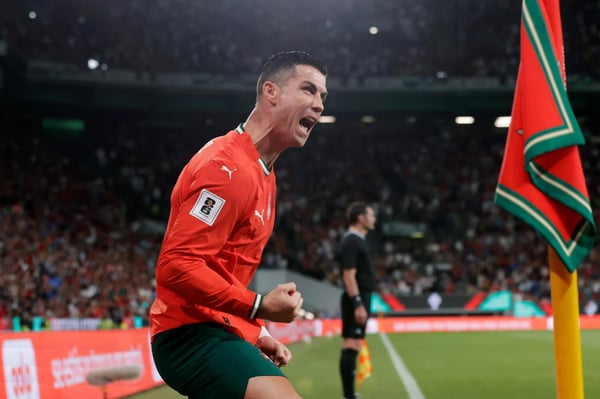 世界杯FIFA体育新闻：克里斯蒂亚诺·罗纳尔多