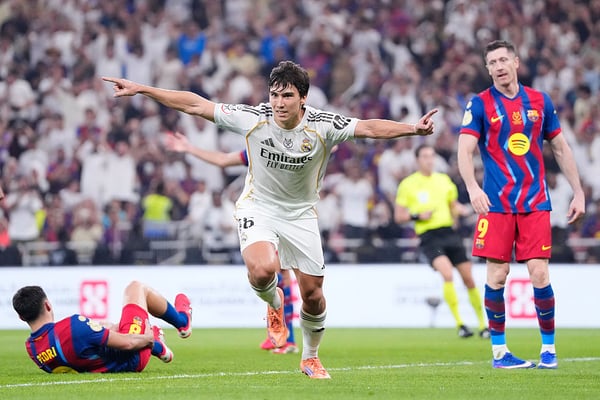 世界杯FIFA体育新闻：冈萨洛·加西亚在西班牙超级杯决赛中贡献一球一助攻。/ Jose Breton/Pics Action/NurPhoto/Getty Images