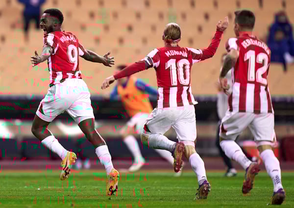 世界杯FIFA体育新闻：伊纳基·威廉姆斯在2021年决赛加时赛中打入制胜球。/ Quality Sport Images/Getty Images