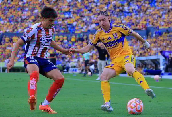 世界杯FIFA体育新闻：马塞洛·弗洛雷斯退出加拿大国家队后，可能会争取入选墨西哥国家队一月份的集训名单。/ Fredy Lopez/Jam Media/Getty Images