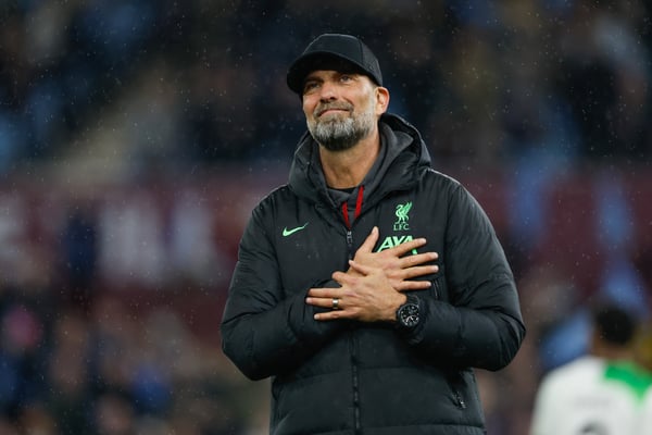 世界杯FIFA体育新闻：尤尔根·克洛普与皇家马德里的传闻依然不断。/ James Baylis/AMA/Getty Images